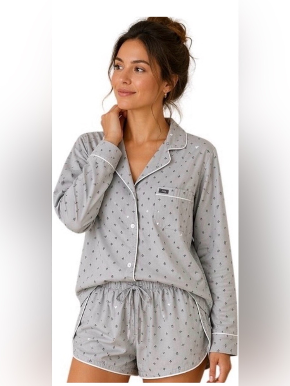 FIGS Women’s Gray Logo Print Pajama Set Long Sleeve & Shorts Size Medium